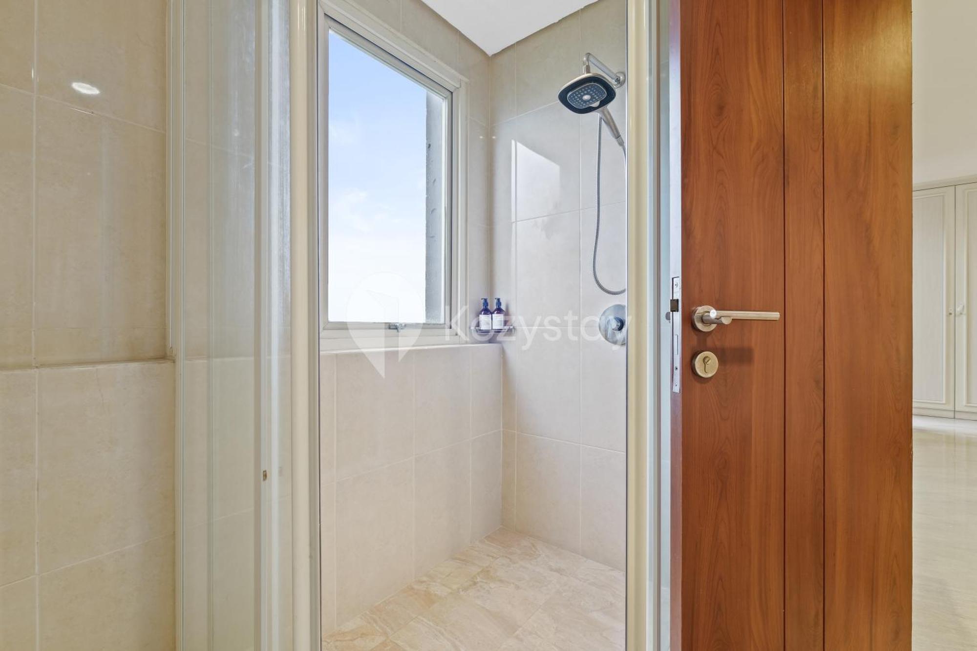Aurum By Kozystay - Senayan Apartemen *